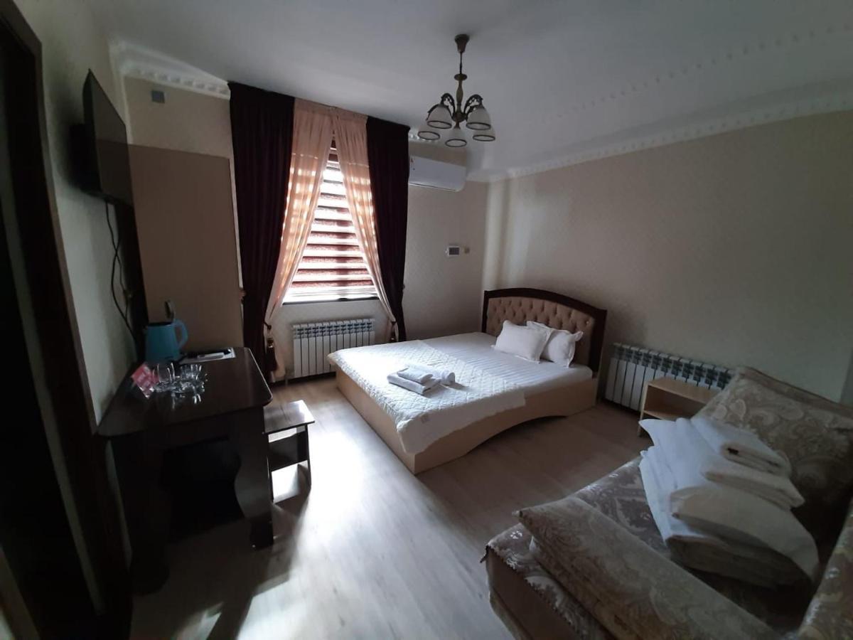 Hotel Keruen à Taraz Extérieur photo